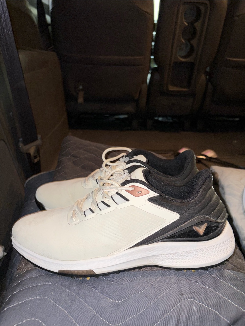 Callaway White and Black Athletic Golf Shoes